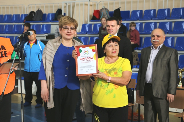 Жданова поблагодарила спортсменов за активное участие в турнире по бочче