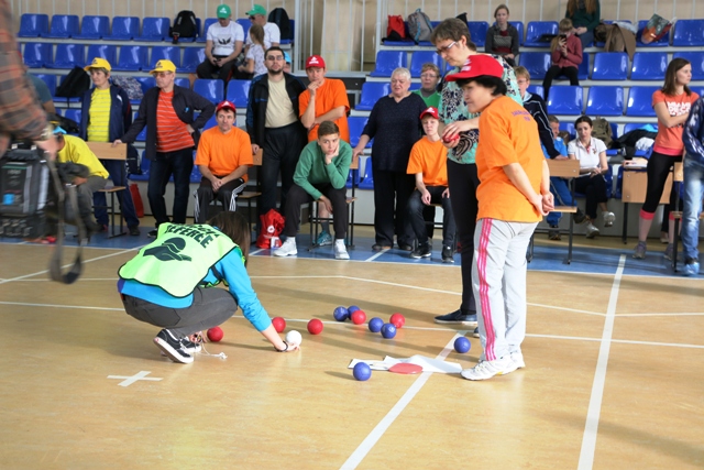 Жданова поблагодарила спортсменов за активное участие в турнире по бочче