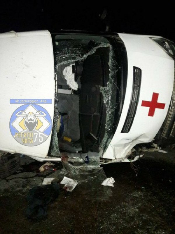 Трое погибли в ДТП скорой помощи, мотоцикла и фуры в Забайкалье