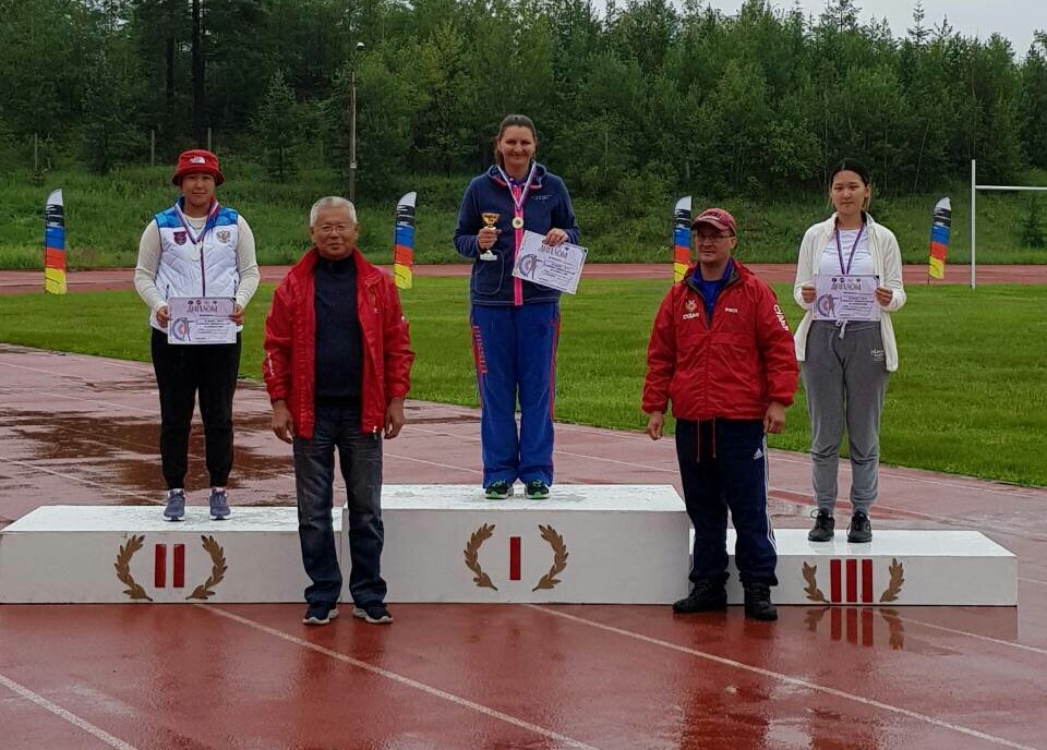 Чемпионка мира Силакова выиграла чемпионат Забайкалья по стрельбе из лука