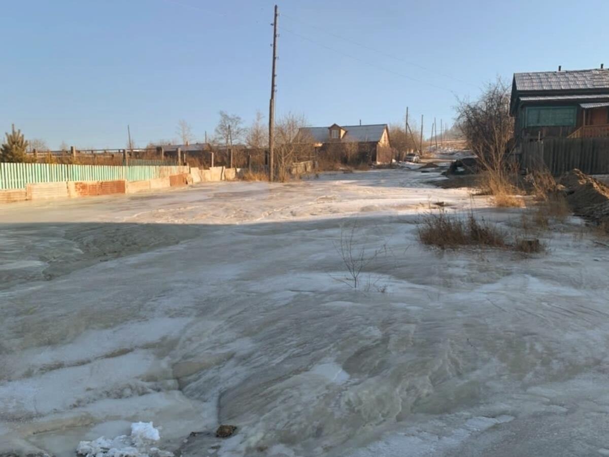 В Забайкалье город затопило водой, выдавленной мерзлотой