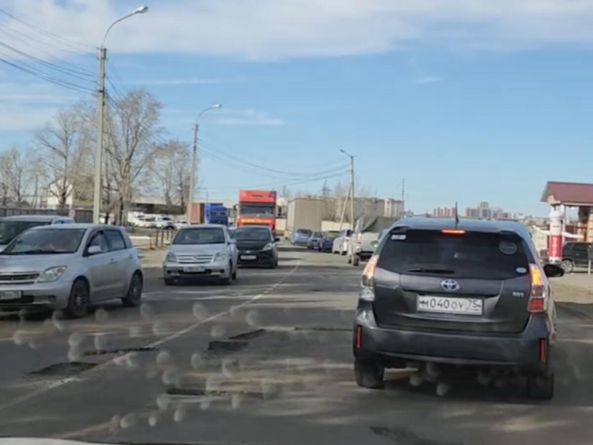 Пробки на улице Трактовой в Чите должны закончиться