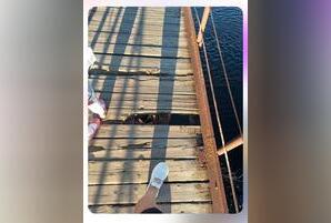 Аварийный мост через реку Алеур демонтировали