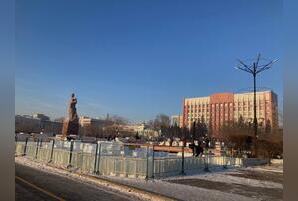 «Ножом по сердцу города»: а из вашего окна площадь Ленина видна?