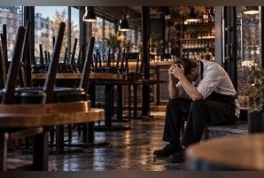 Ресторанный исход: за девять месяцев 2026 года в России закрылось 28 тысяч заведений общепита