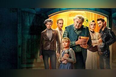 Сериалы для холодных вечеров: подборка мистических ужастиков и комедий