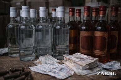 В Чите полицейские пресекли подпольное производство контрафактного алкоголя