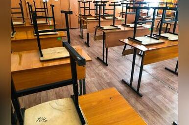 Детей из разных городов привозят учиться в школе поселка Агинское