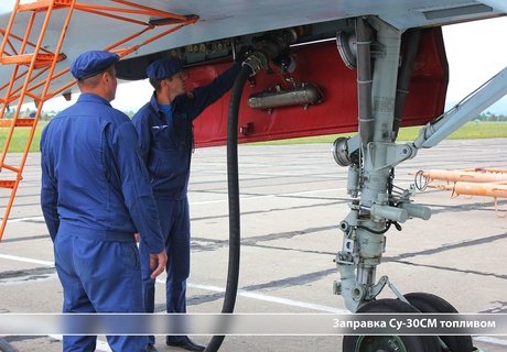 Как готовят истребители Су-30СМ к полетам