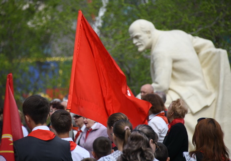 Школьники вступили в пионеры