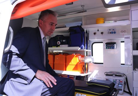 Новые «скорые» едут в районы