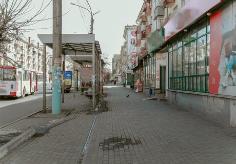Первоапрельские карантинно-каникулярные виды Читы. День третий: людей стало меньше, машин - больше