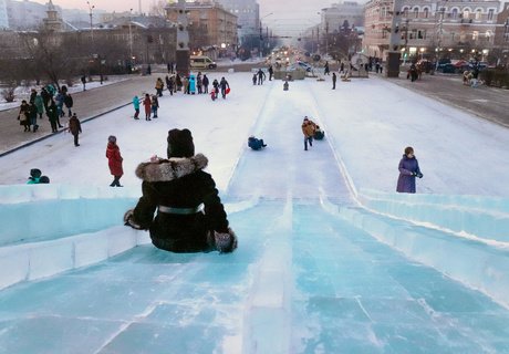 Хрупкая красота - ледовый городок открыли на площади Читы