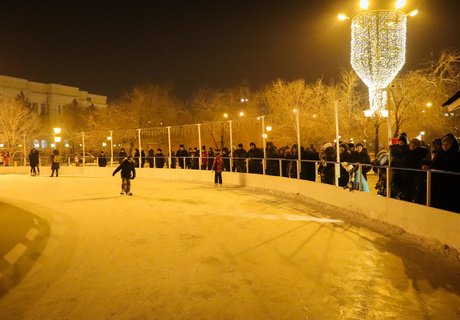 В Чите открыли самый большой «зимний» фонтан на Дальнем Востоке