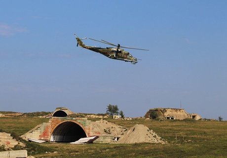 Взлеты и посадки транспортников на грунтовую ВПП в Забайкалье