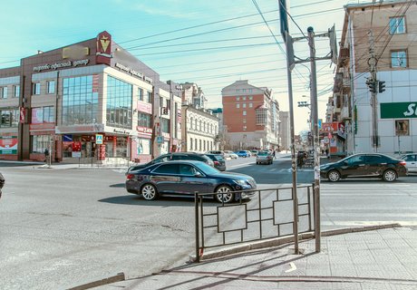Первоапрельские карантинно-каникулярные виды Читы. День третий: людей стало меньше, машин - больше