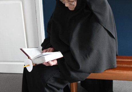 Женский монастырь готовится к празднику Светлой Пасхи