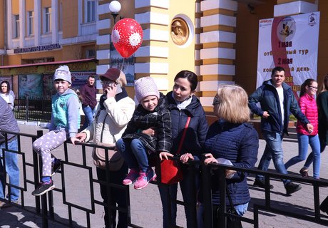 Первомай и 10 тысяч читинцев