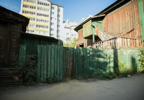 Ветхое. В самом центре Читы на улице Ленина