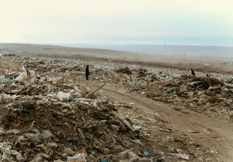 Фоторепортаж: Городская свалка Читы стала пожарищем и местом ЧС