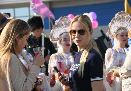 Прилетели гости кинофестиваля