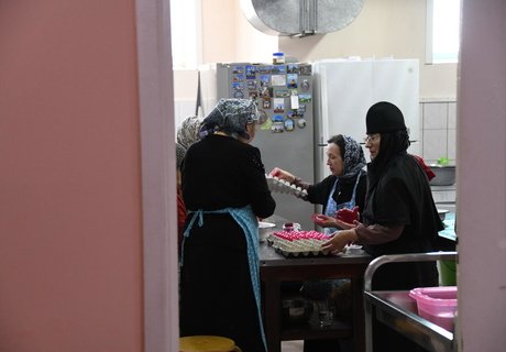 Женский монастырь готовится к празднику Светлой Пасхи