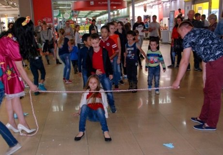 Проводы лета в «Макси»