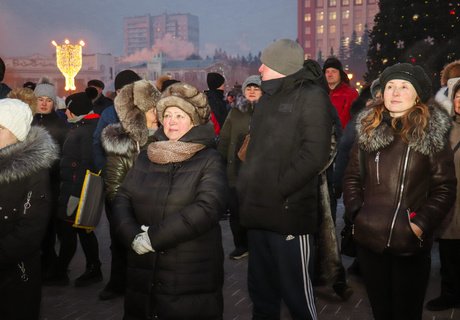 Хрупкая красота - ледовый городок открыли на площади Читы