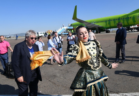 Прилетели гости кинофестиваля