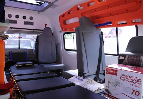 Новые «скорые» едут в районы