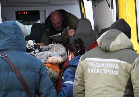 Автокатастрофа: Вертолет доставил в Читу пострадавших в ДТП под Агинском