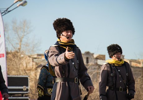 Весело и ветрено: Празднуем День народного единства