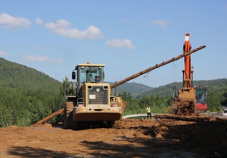 Обрушившийся на дорогу под Читой сель