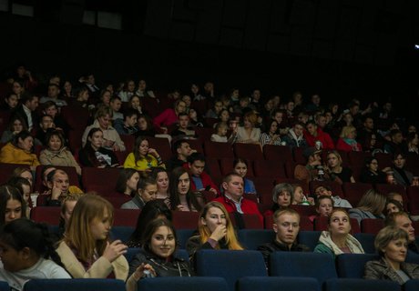 Уже на экранах: премьера «Малефисента: владычица тьмы» прошла при поддержке ZAB.RU