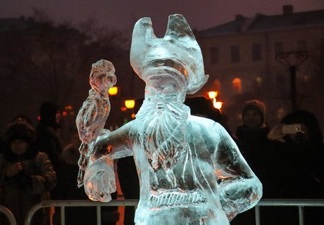 Хрупкая красота - ледовый городок открыли на площади Читы