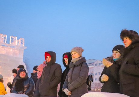 Хрупкая красота - ледовый городок открыли на площади Читы