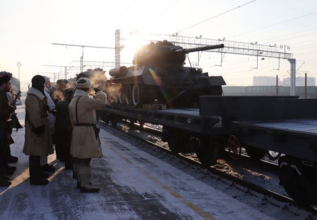 Встреча лаосских Т-34 в Чите