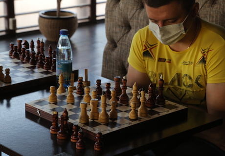 Шахматный поединок – стратегия разума и расчёта