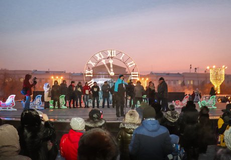 Хрупкая красота - ледовый городок открыли на площади Читы