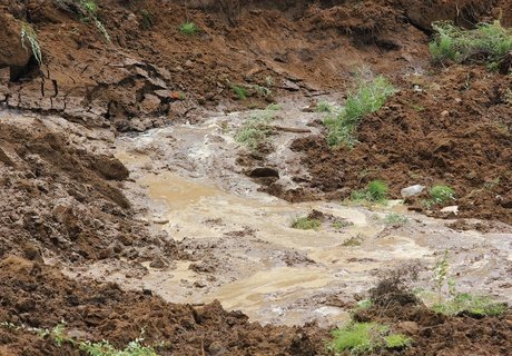 Обвал дороги на Высокогорье в Чите