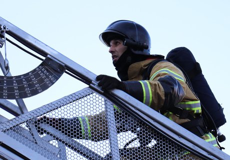 Масштабные пожарно-тактические учения в штабе армии в Чите