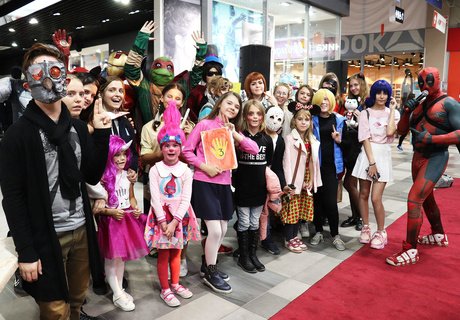 Шоу "Cosplay Party" в ТРЦ "Макси"