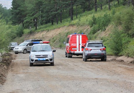 Обвал дороги на Высокогорье в Чите