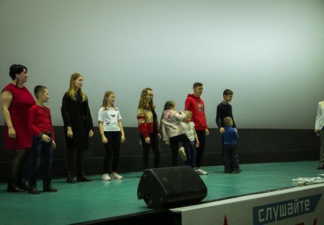 Уже на экранах: премьера «Малефисента: владычица тьмы» прошла при поддержке ZAB.RU