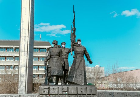 Памятники Читы защитились от коронавируса