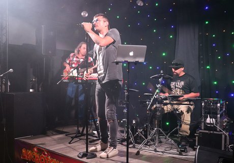 Дискотека «Авторадио-Чита» в «Calypso»