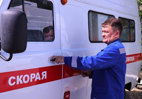 Новые «скорые» едут в районы