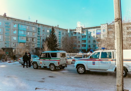 Возможно, бомба. В центре Читы оцепили дом – фото ZAB.RU