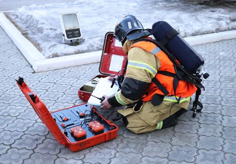 Масштабные пожарно-тактические учения в штабе армии в Чите