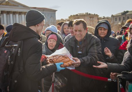 Весело и ветрено: Празднуем День народного единства